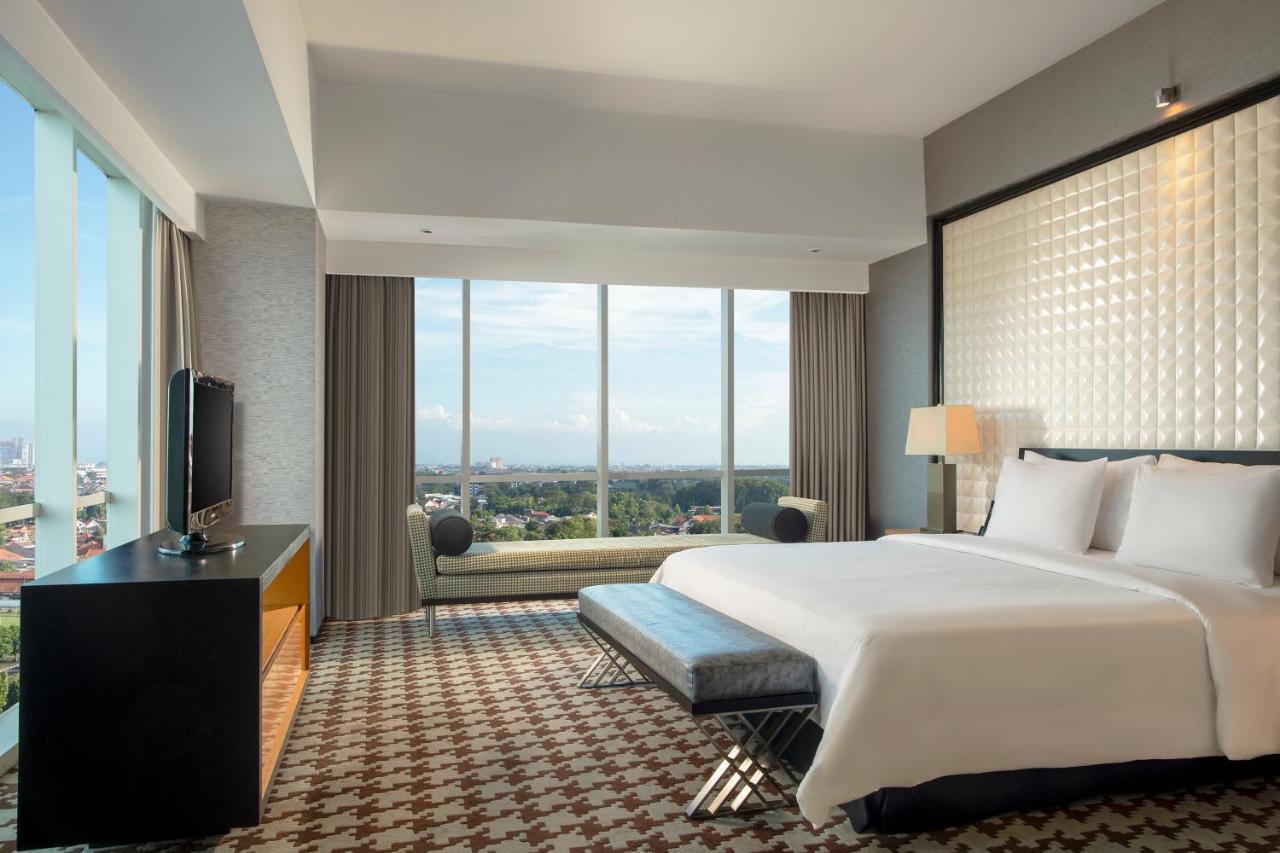 Artotel Ts Suites Surabaya Ngoại thất bức ảnh